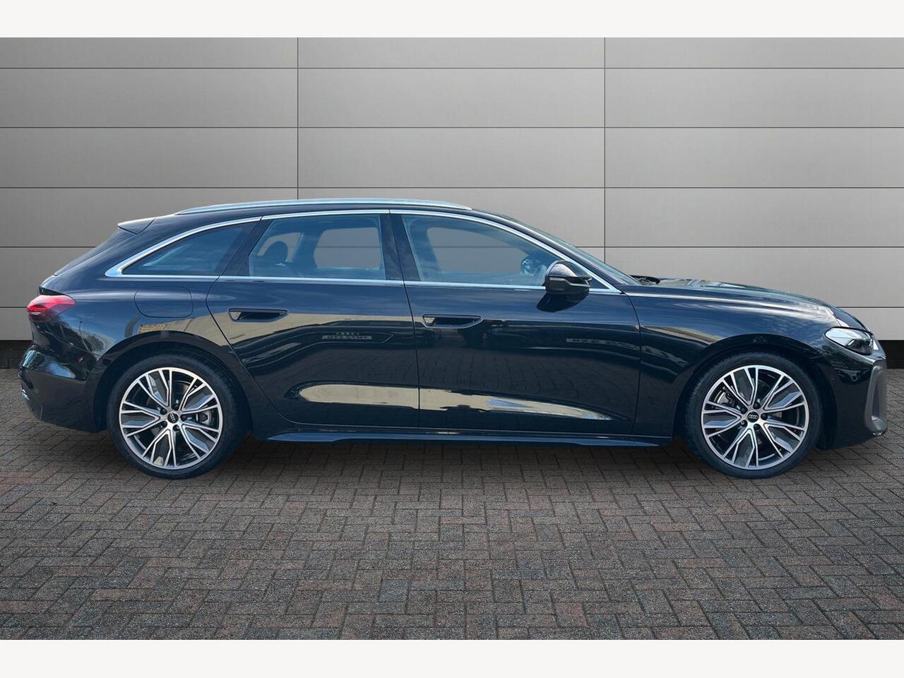 Used Audi A5 2025 for sale - 76731335: Photo 4