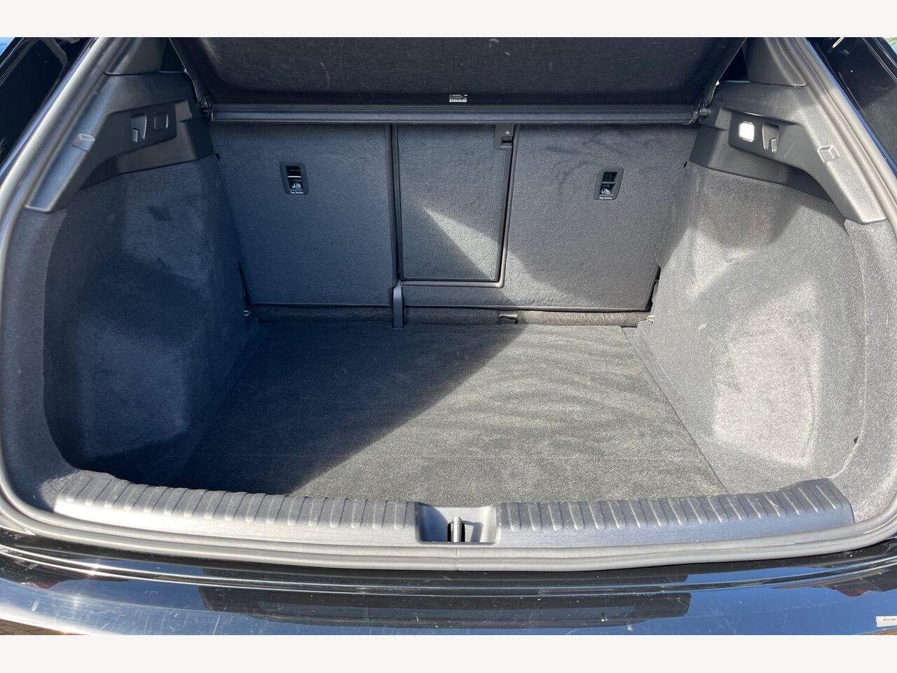 Used Audi Q4 e-tron 2023 for sale - 76676260: Photo 12