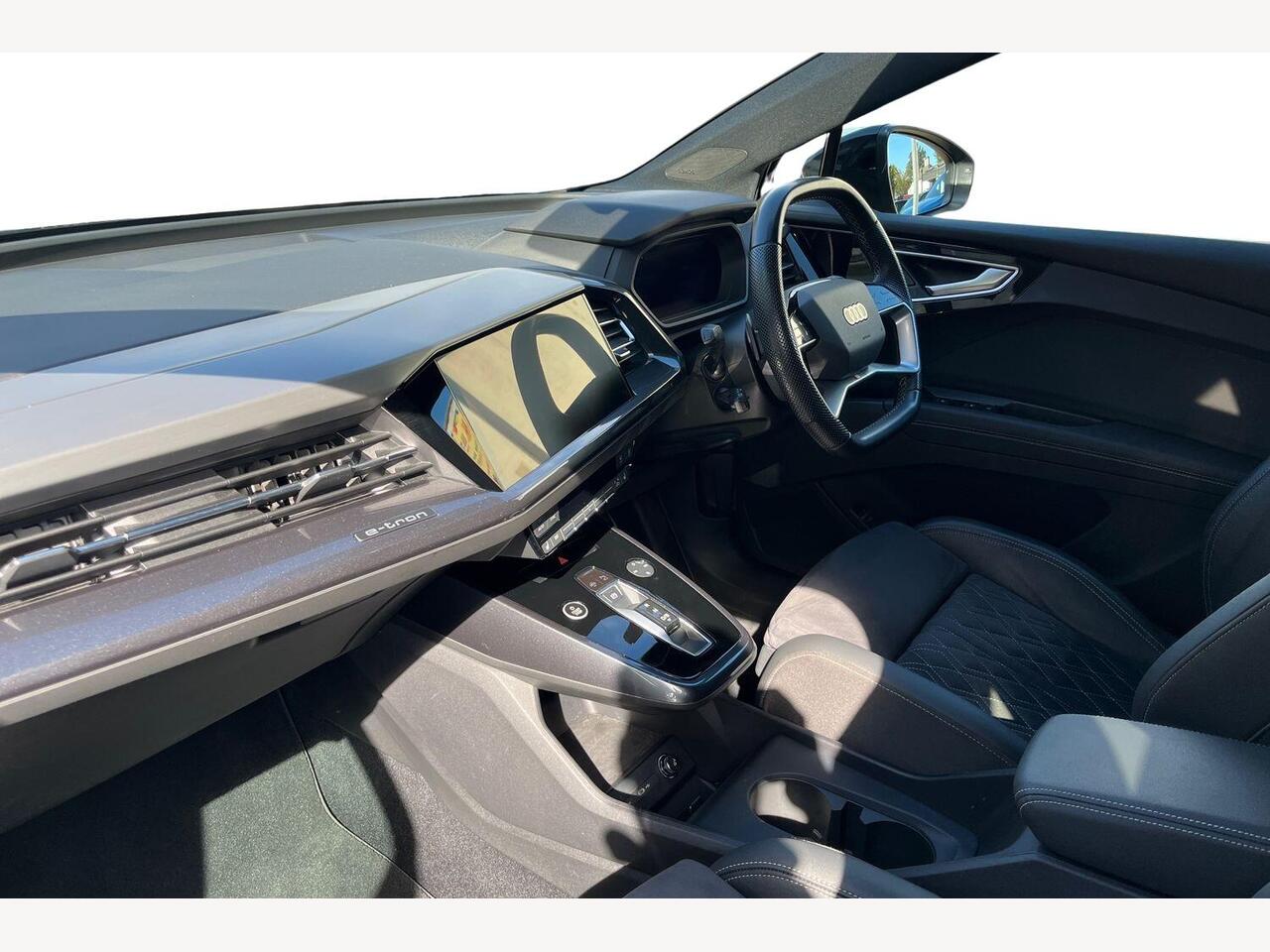 Used Audi Q4 e-tron 2023 for sale - 76676260: Photo 2