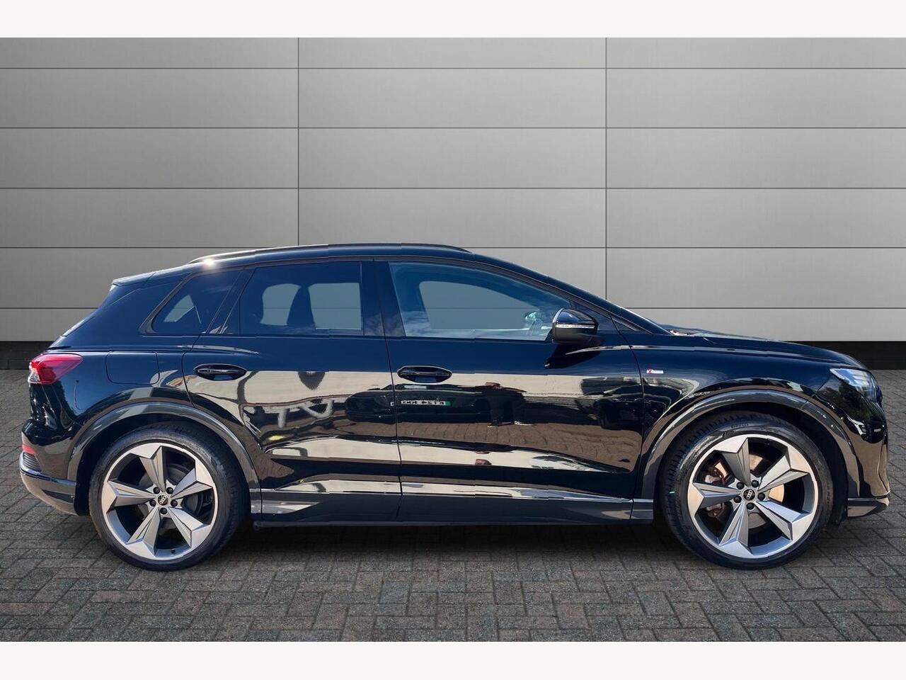 Used Audi Q4 e-tron 2023 for sale - 76676260: Photo 4