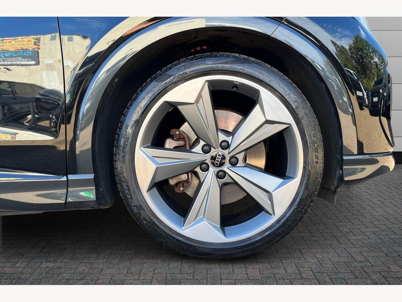 Used Audi Q4 e-tron 2023 for sale - 76676260: Photo 5