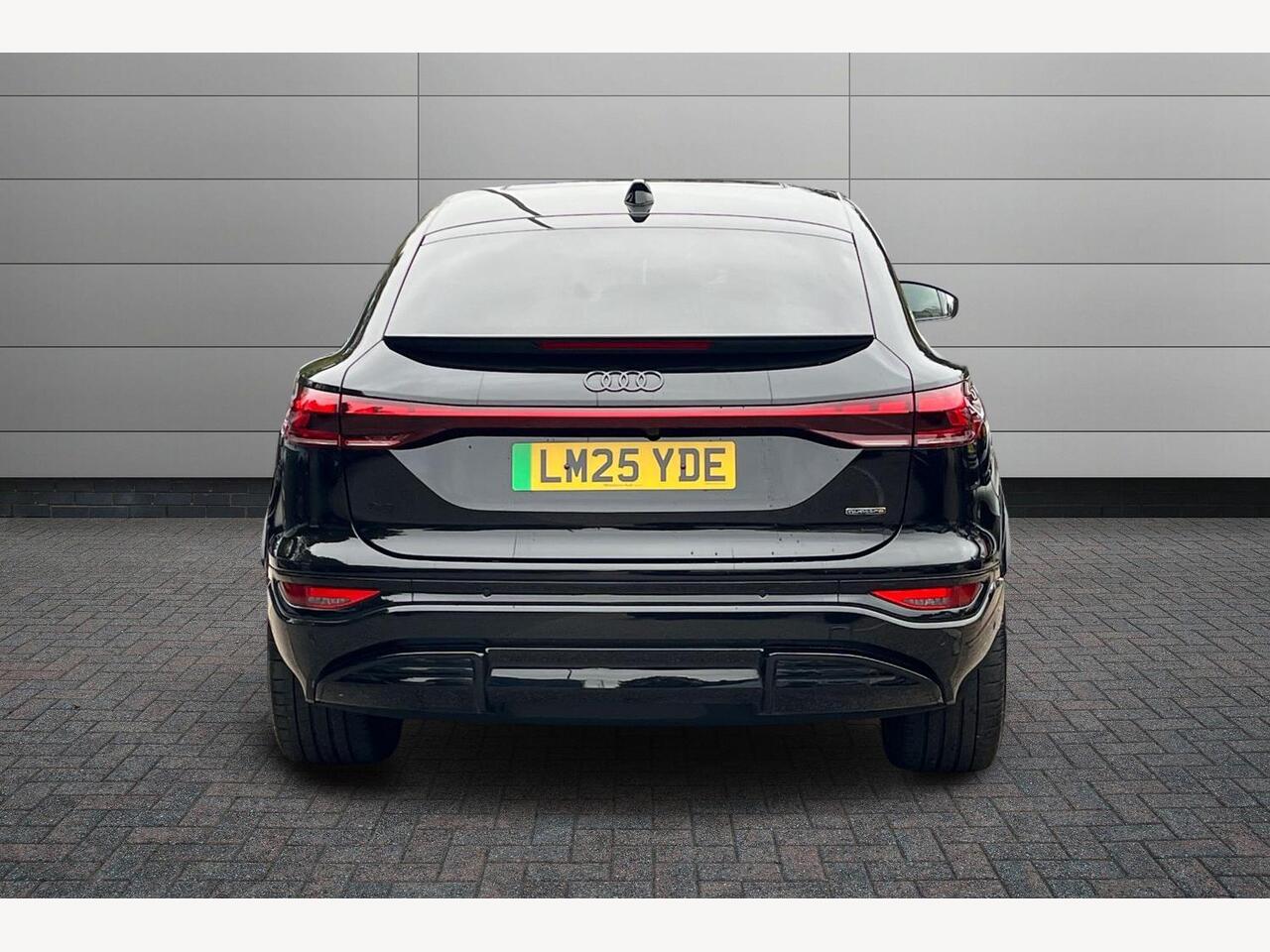 Used Audi Q6 e-tron 2025 for sale - 76679140: Photo 11