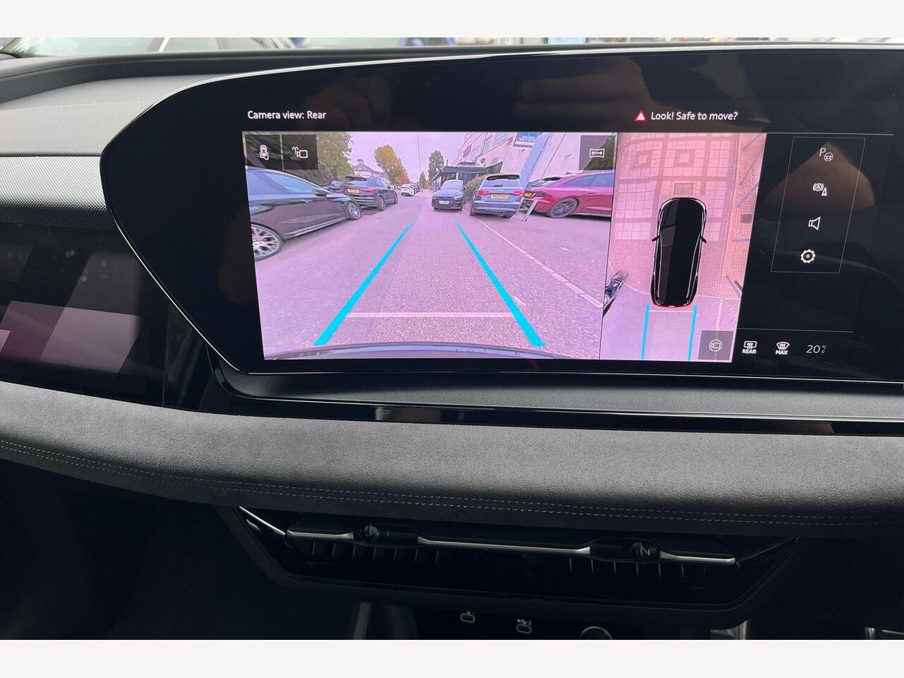 Used Audi Q6 e-tron 2025 for sale - 76679140: Photo 15