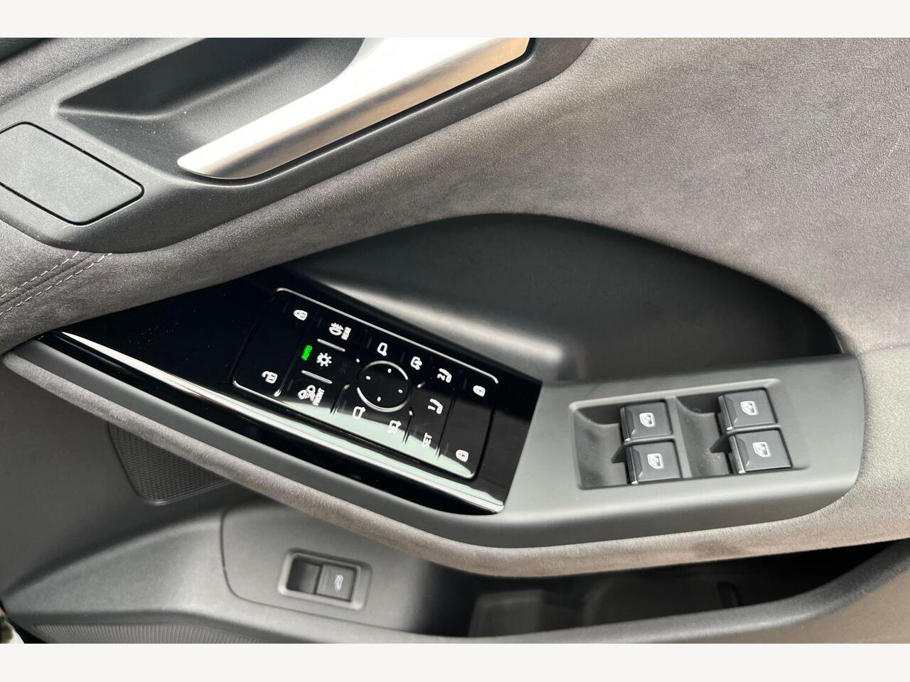 Used Audi Q6 e-tron 2025 for sale - 76679140: Photo 19