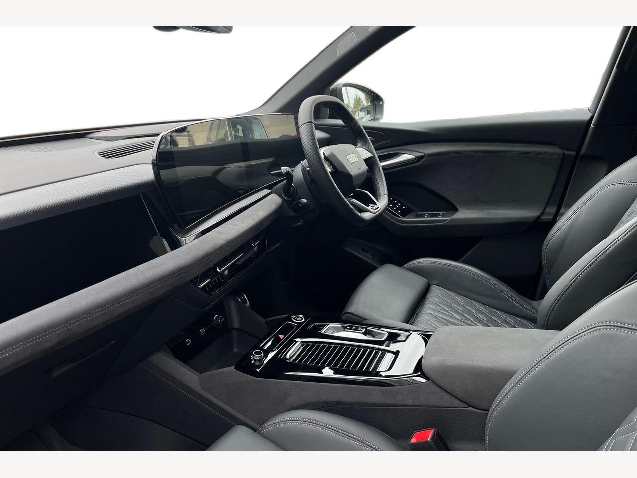 Used Audi Q6 e-tron 2025 for sale - 76679140: Photo 2