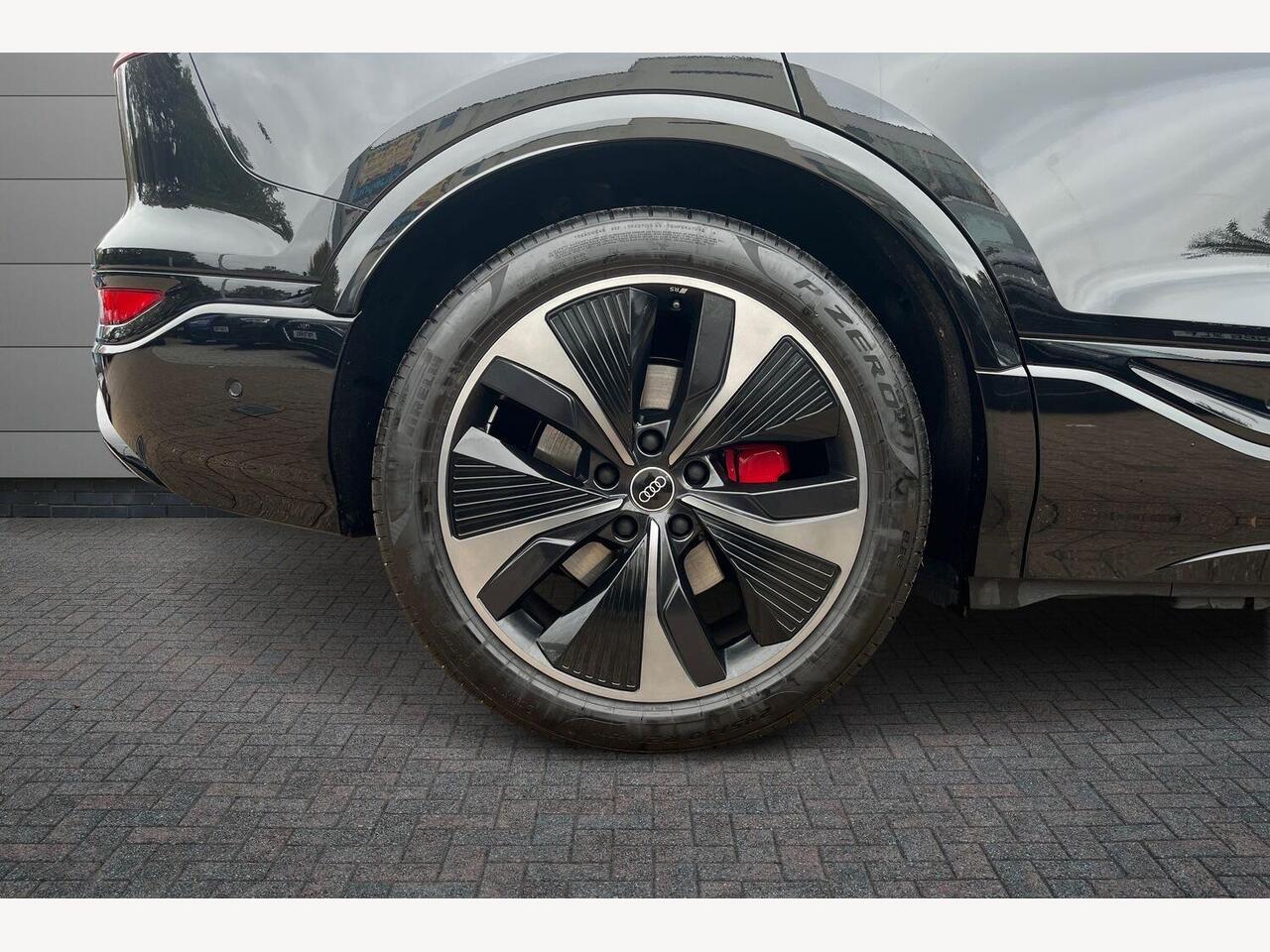 Used Audi Q6 e-tron 2025 for sale - 76679140: Photo 5