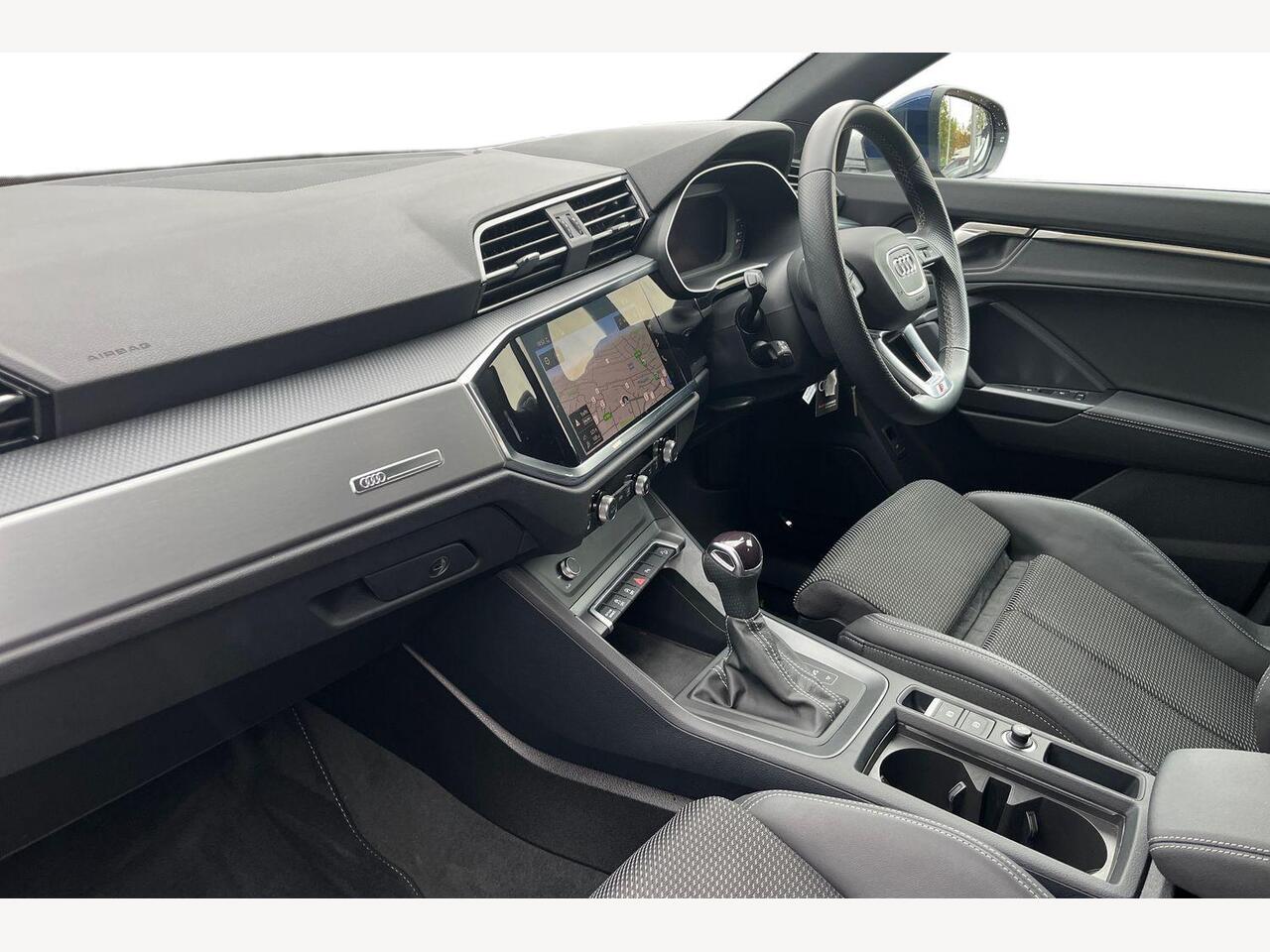 Used Audi Q3 2023 for sale - 76675939: Photo 2