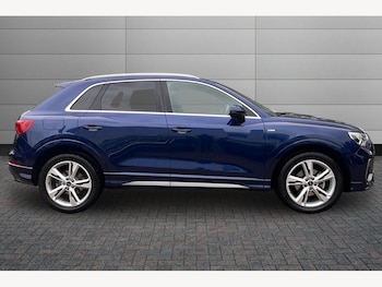 Used Audi Q3 2023 for sale - 76675939: Photo