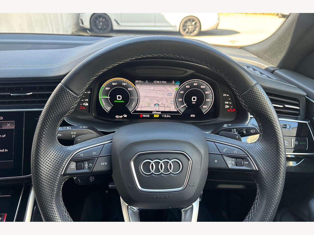 Used Audi Q8 2023 for sale - 77972309: Photo 14