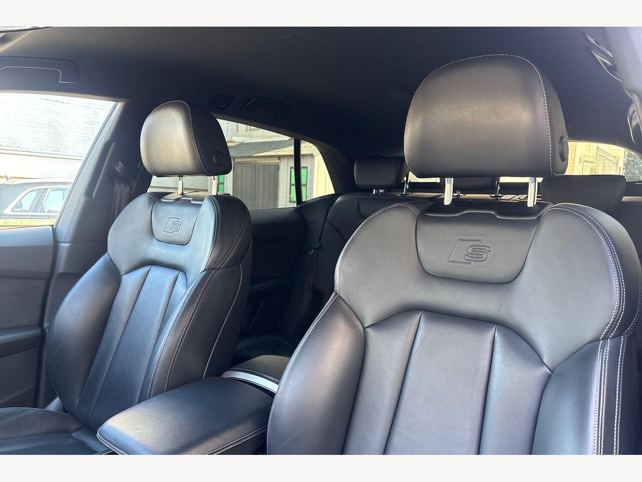 Used Audi Q8 2023 for sale - 77972309: Photo 21