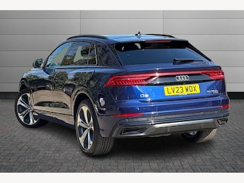 Used Audi Q8 2023 for sale - 77972309: Photo