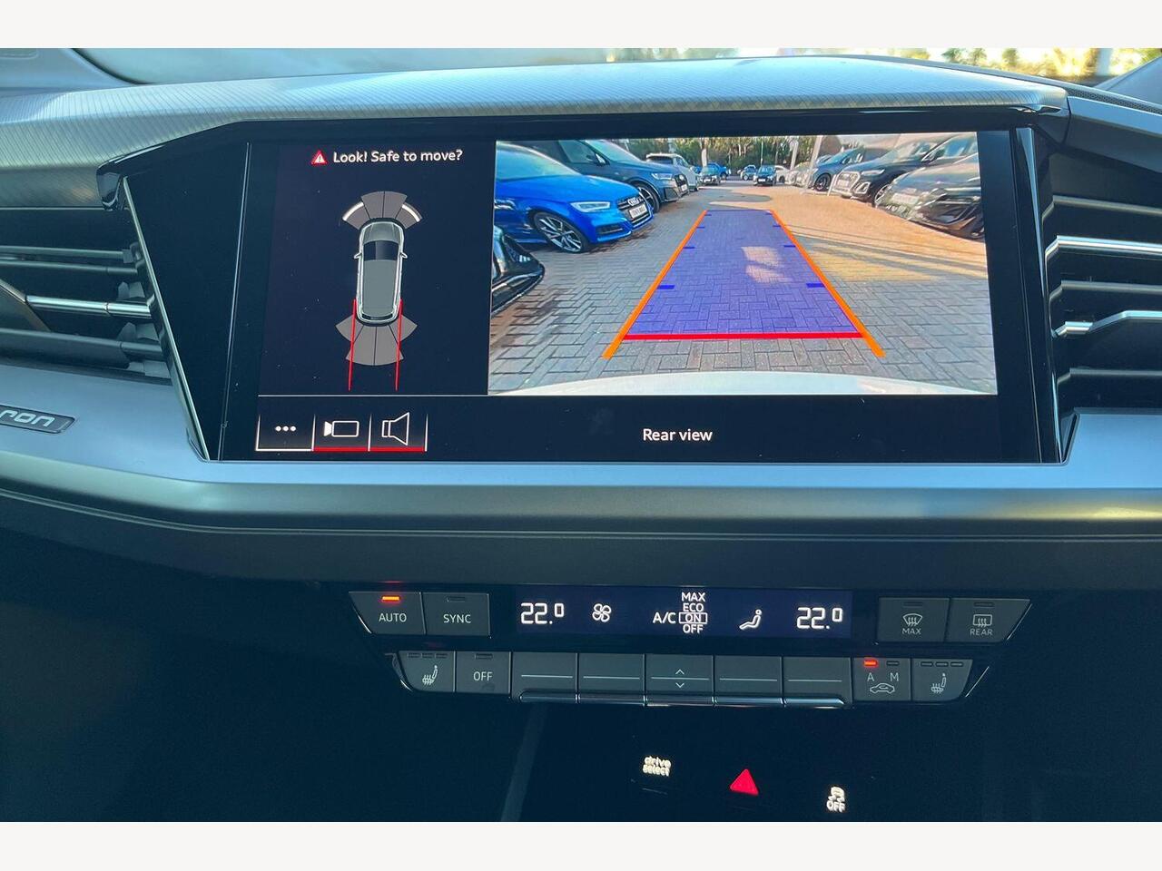 Used Audi Q4 e-tron 2025 for sale - 77256301: Photo 16