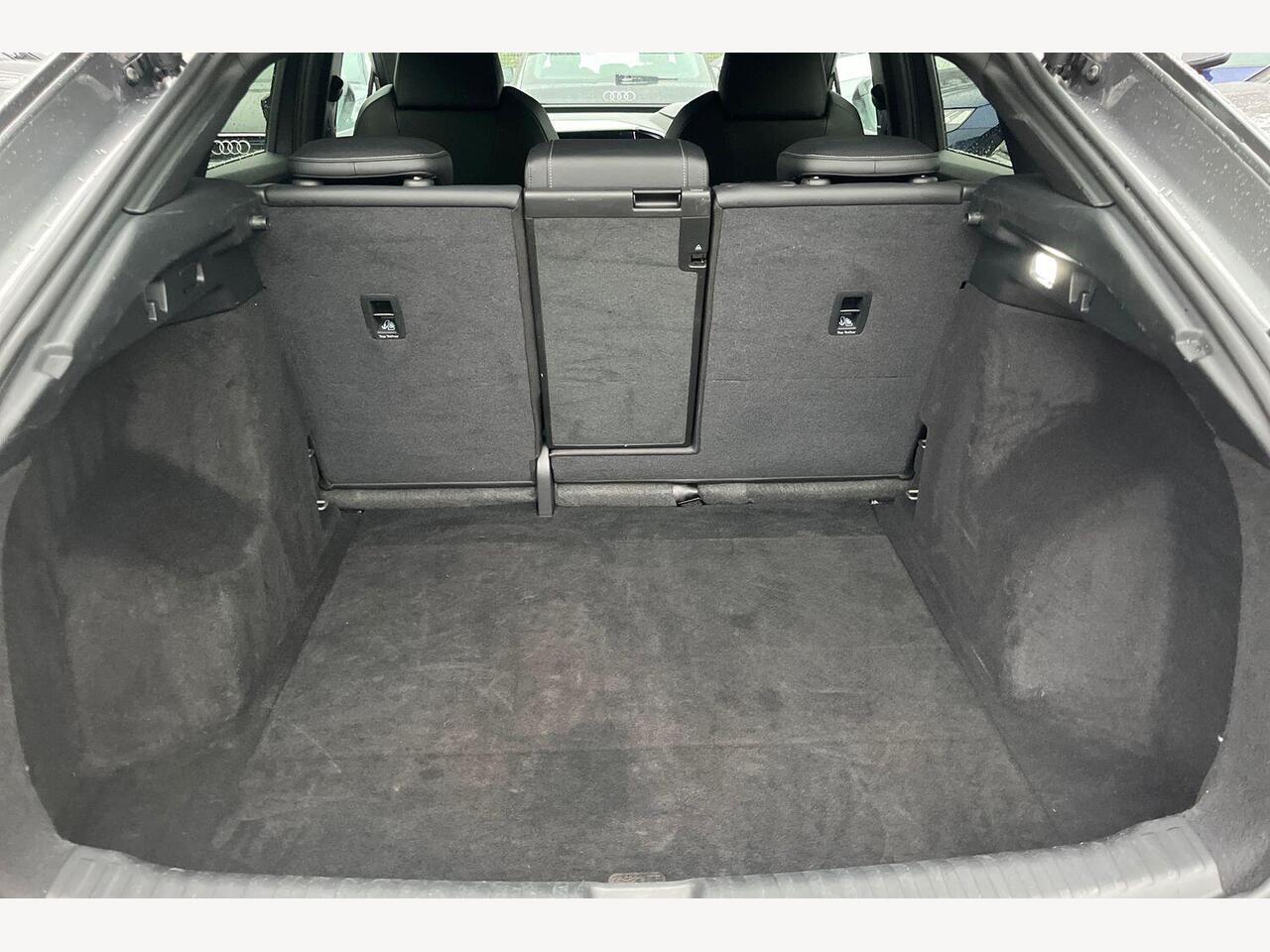 Used Audi Q4 e-tron 2022 for sale - 76674910: Photo 12