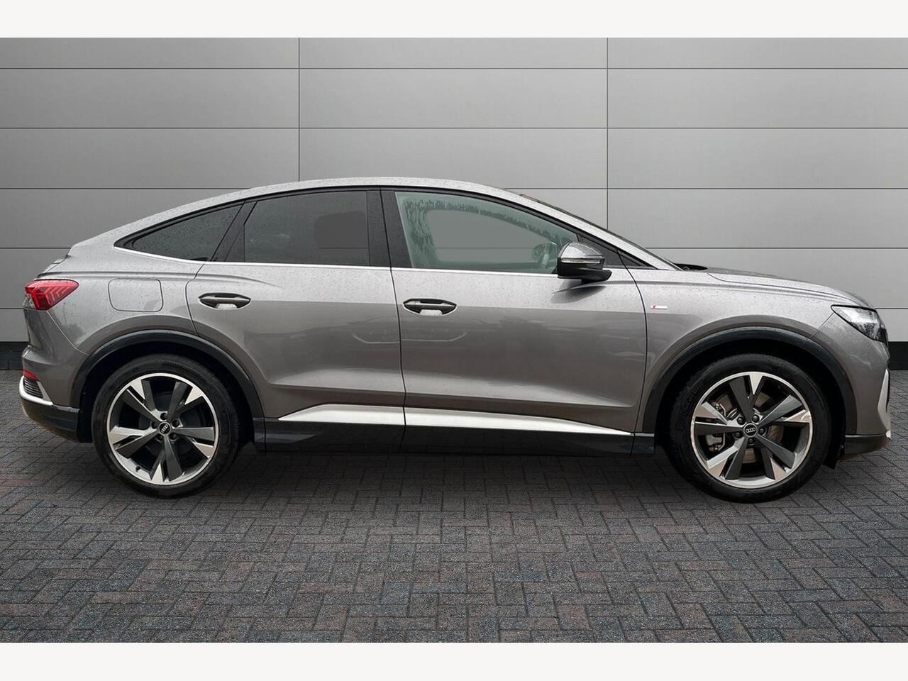 Used Audi Q4 e-tron 2022 for sale - 76674910: Photo 4