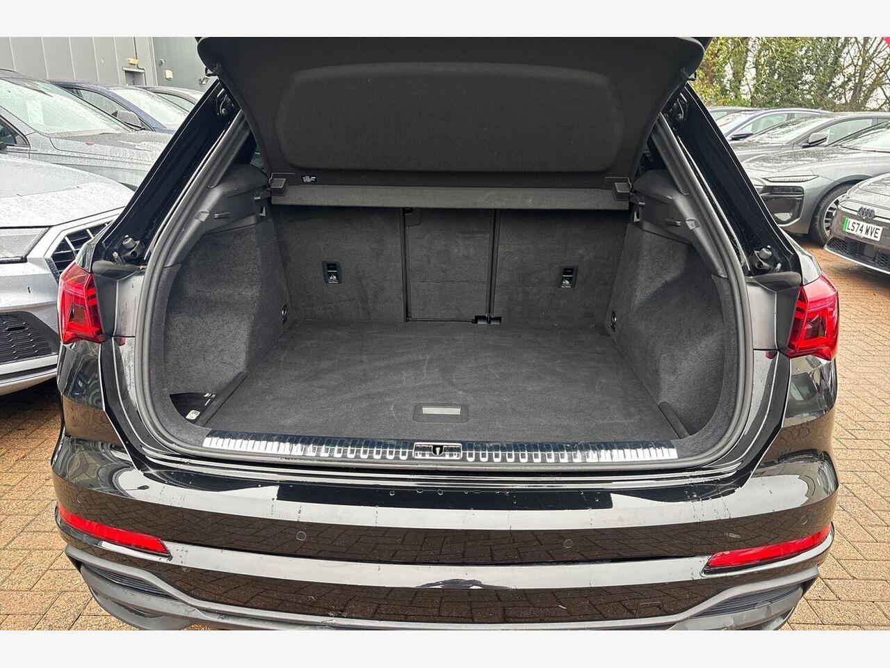 Used Audi Q3 2024 for sale - 76900146: Photo 12