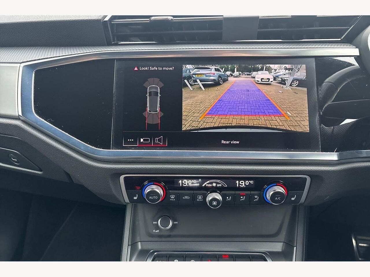 Used Audi Q3 2024 for sale - 76900146: Photo 18