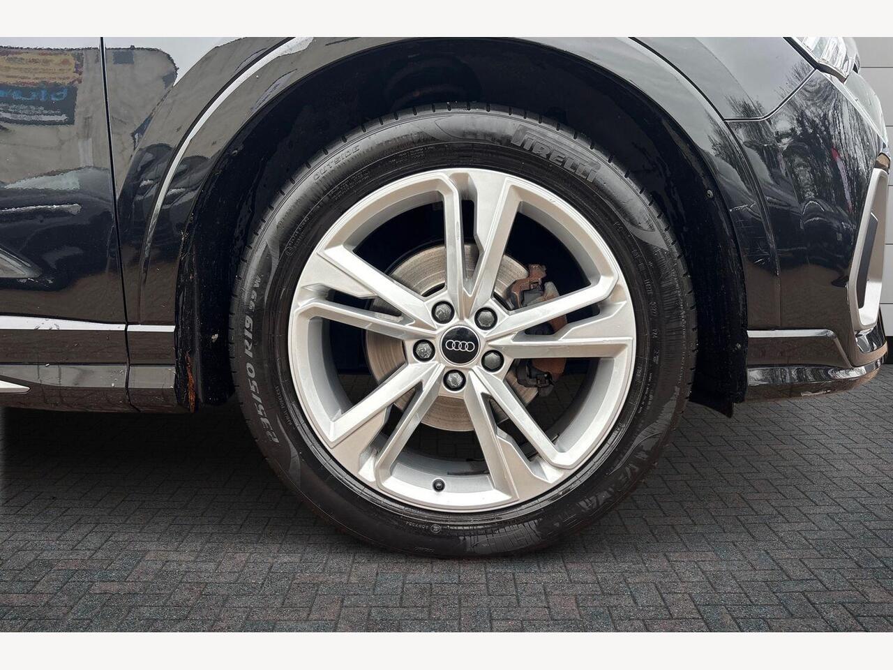 Used Audi Q3 2024 for sale - 76900146: Photo 5