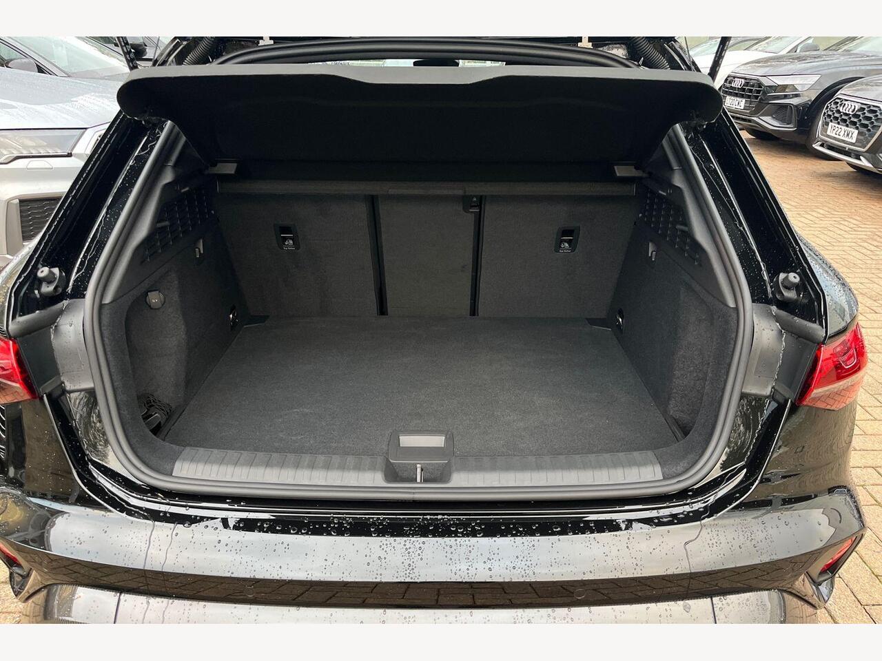 Used Audi RS3 2025 for sale - 76679367: Photo 12