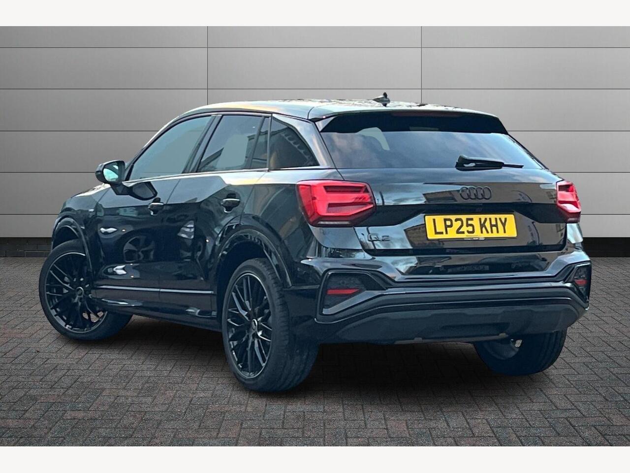 Used Audi Q2 2025 for sale - 76754469: Photo 3