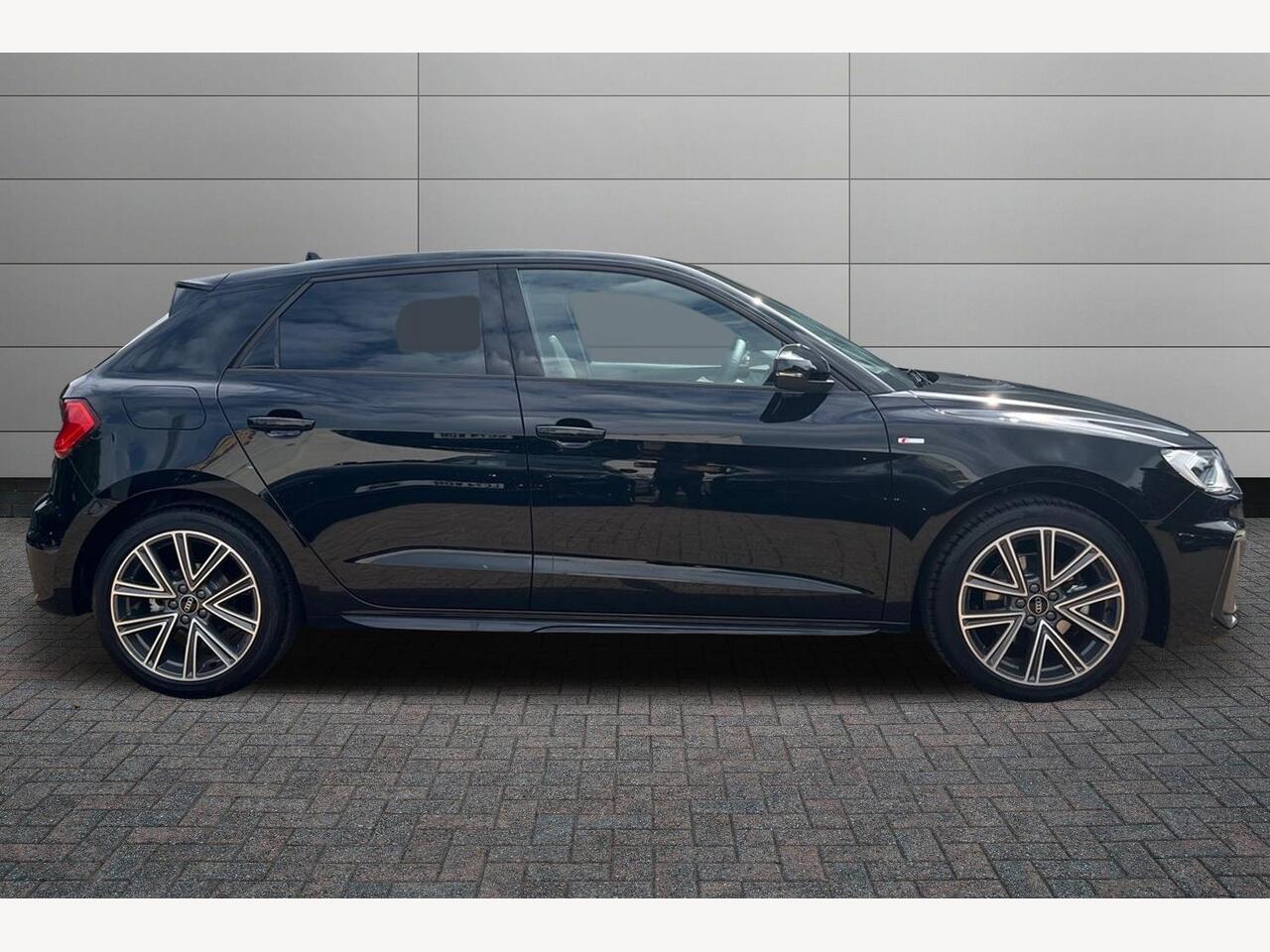 Used Audi A1 2025 for sale - 76754479: Photo 4