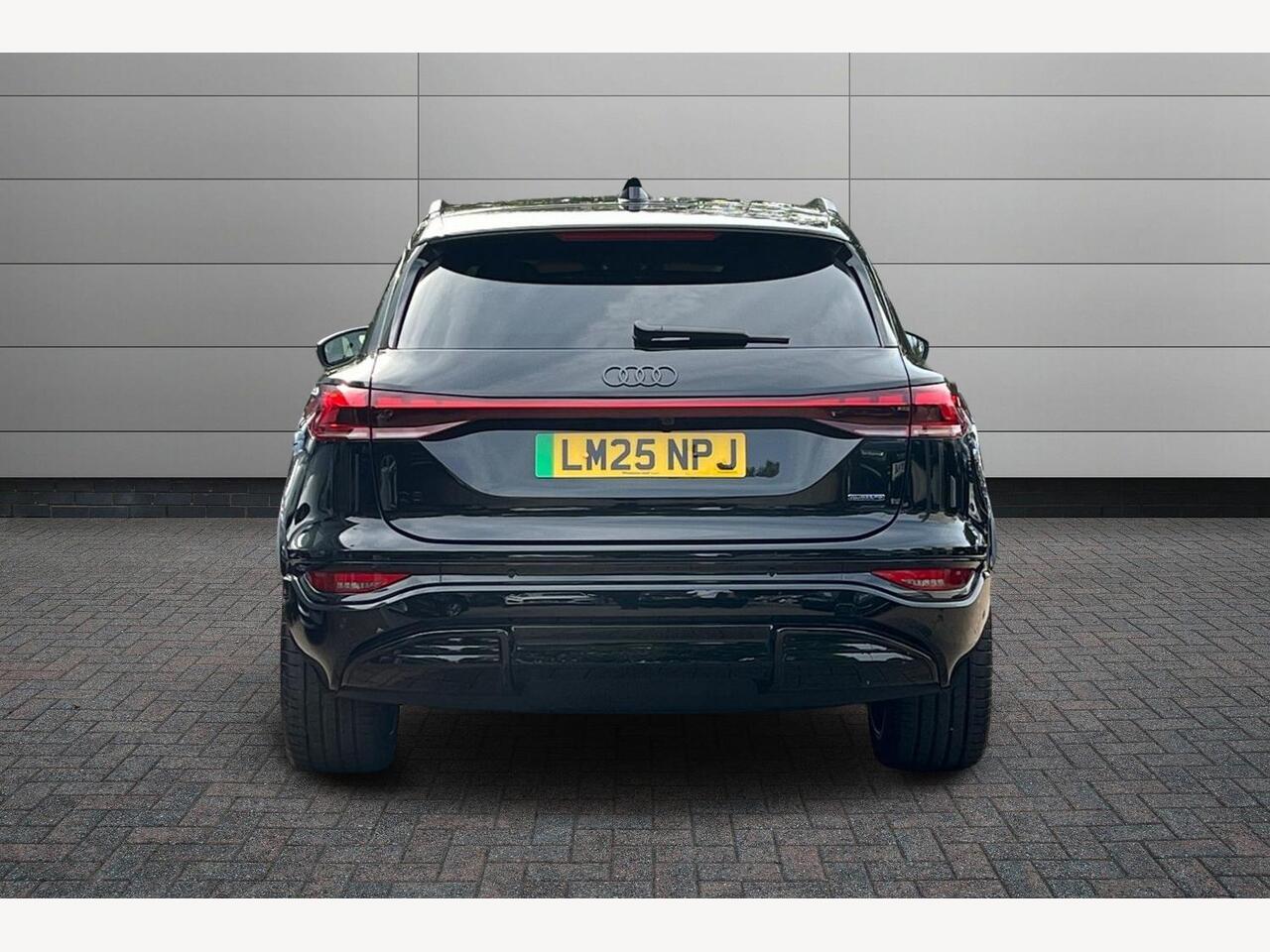 Used Audi Q6 e-tron 2025 for sale - 76754465: Photo 11