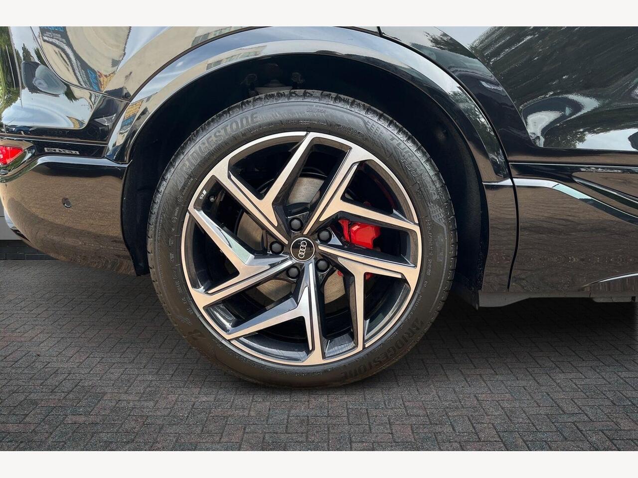 Used Audi Q6 e-tron 2025 for sale - 76754465: Photo 5