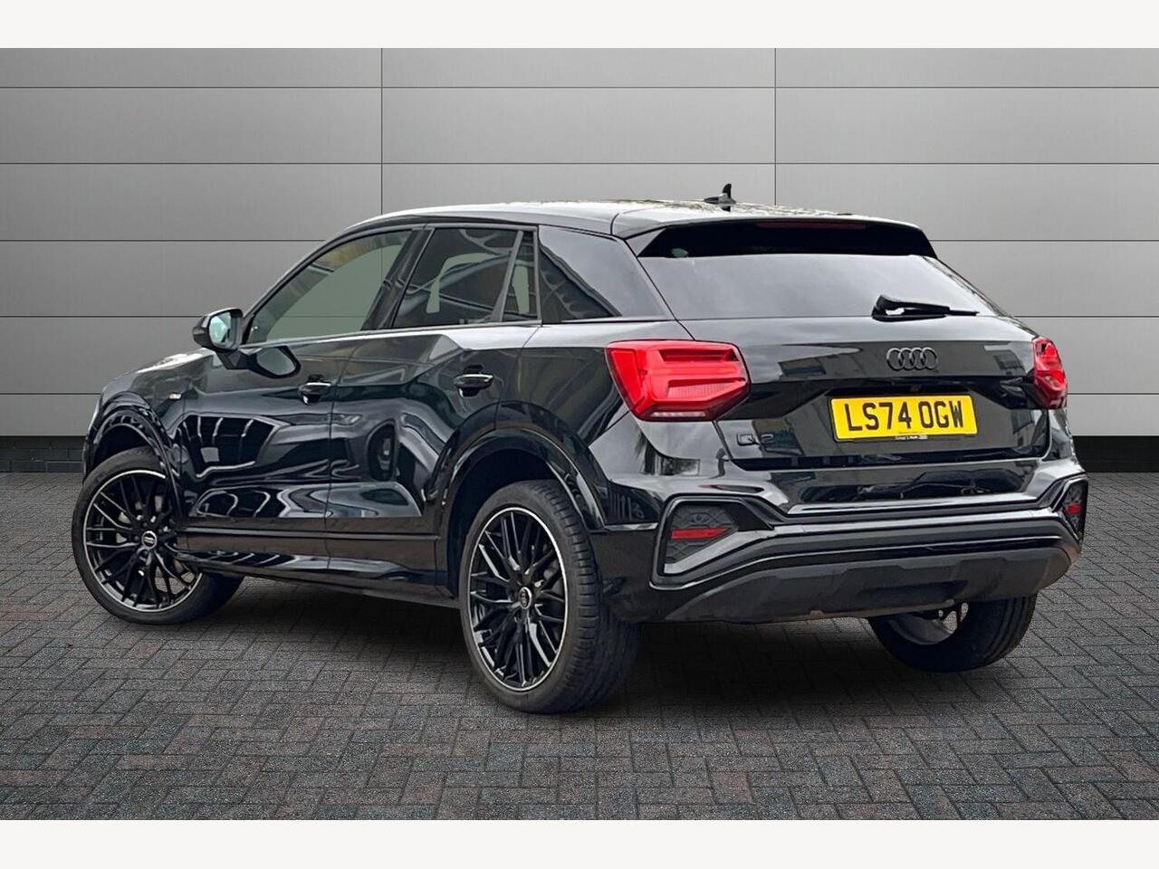 Used Audi Q2 2024 for sale - 76677187: Photo 3