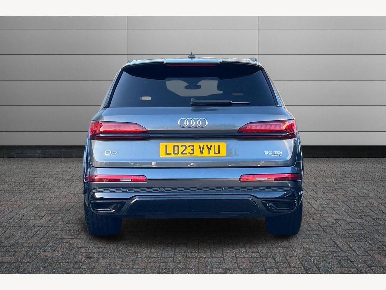 Used Audi Q7 2023 for sale - 76754468: Photo 11