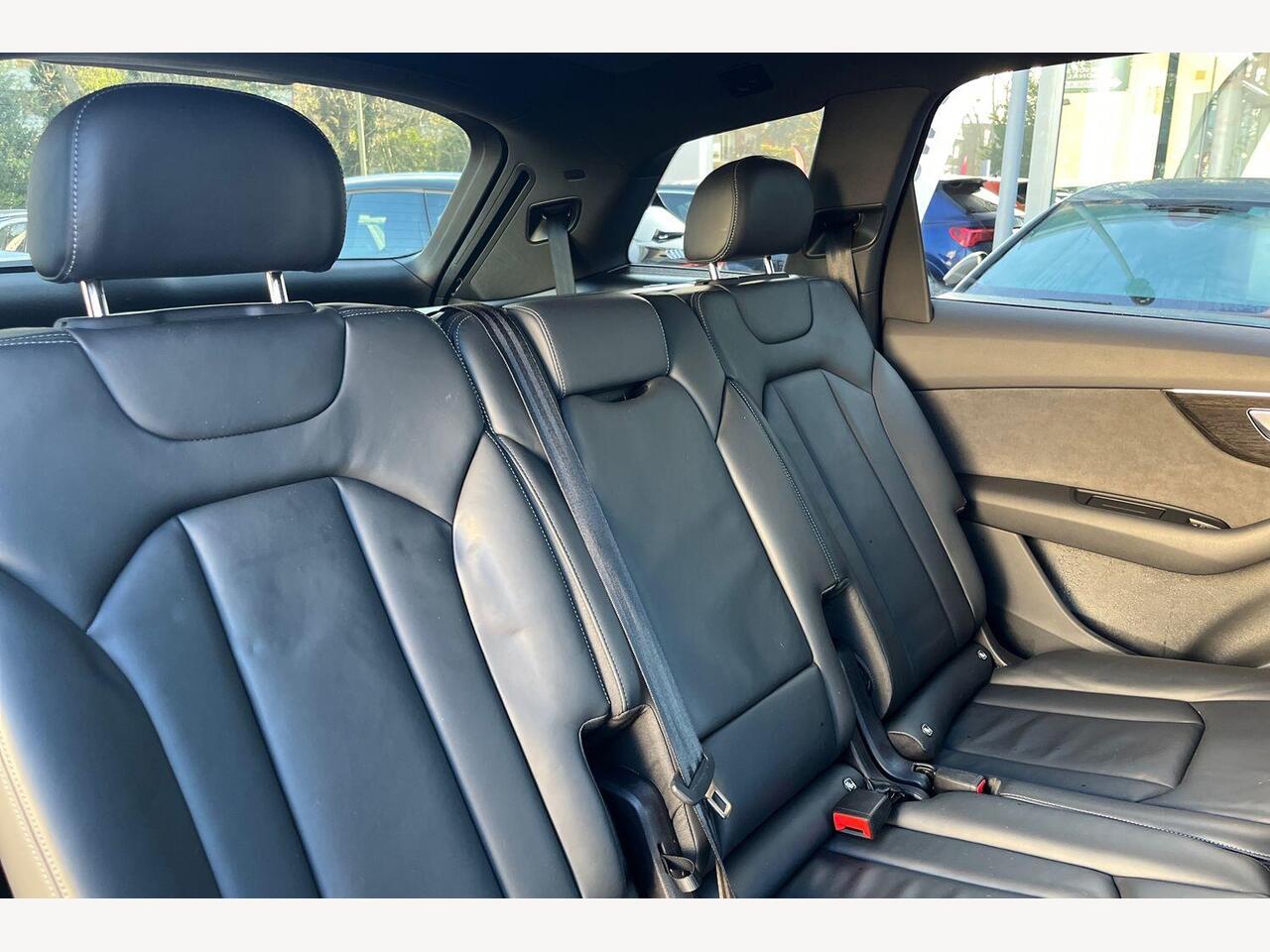 Used Audi Q7 2023 for sale - 76754468: Photo 15