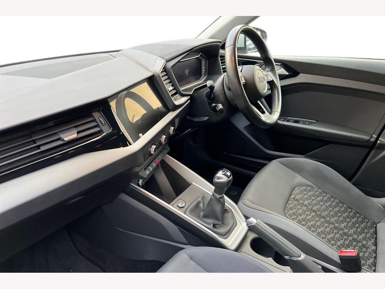 Used Audi A1 2023 for sale - 77346578: Photo 2