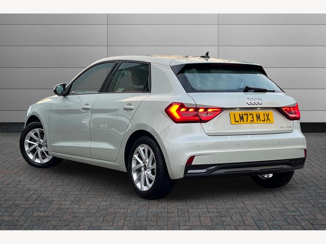 Used Audi A1 2023 for sale - 77346578: Photo 3