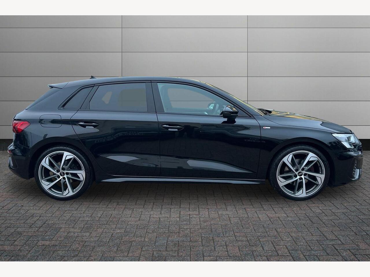 Used Audi A3 2023 for sale - 77075409: Photo 4