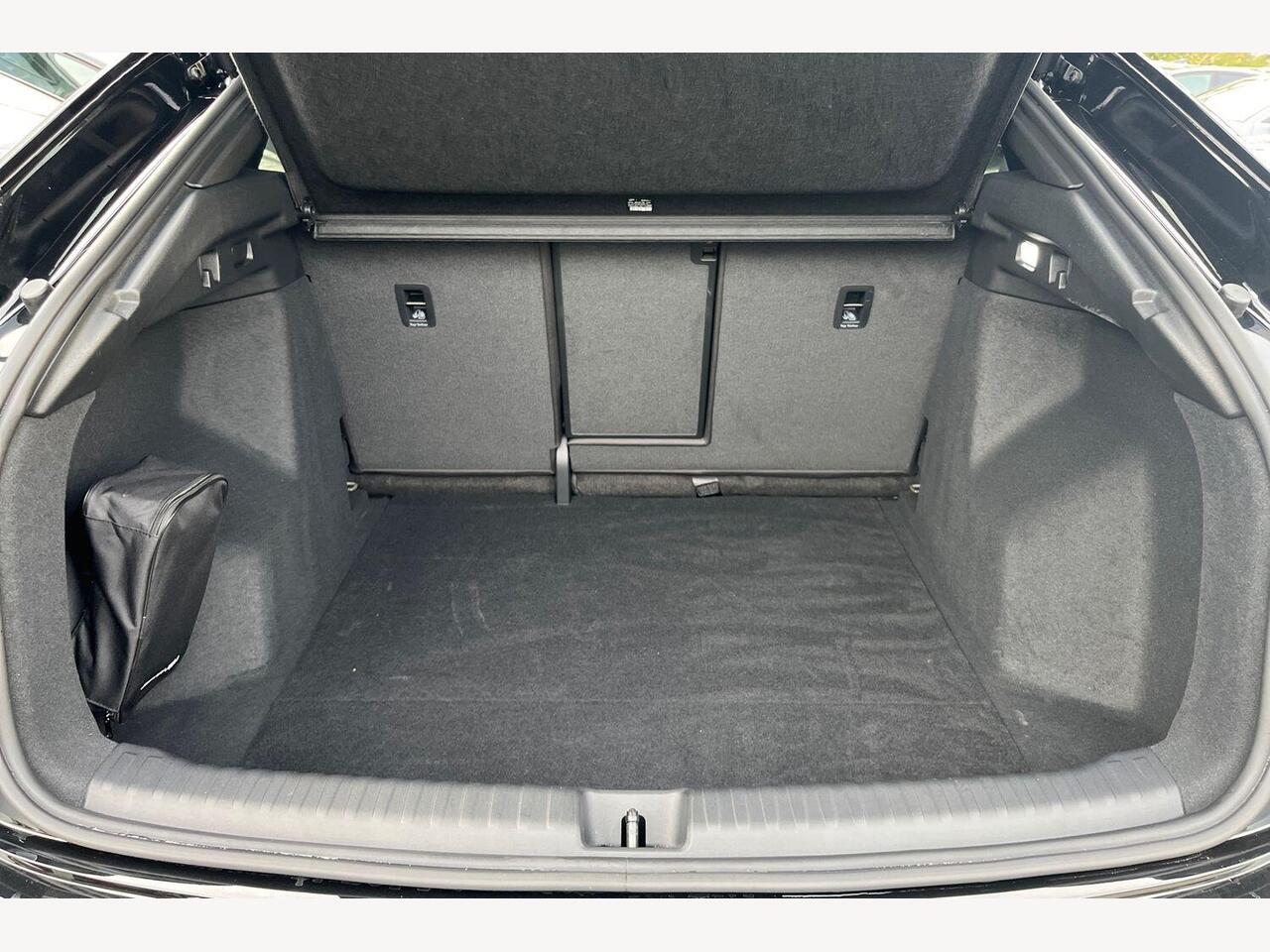 Used Audi Q4 e-tron 2025 for sale - 77885249: Photo 12