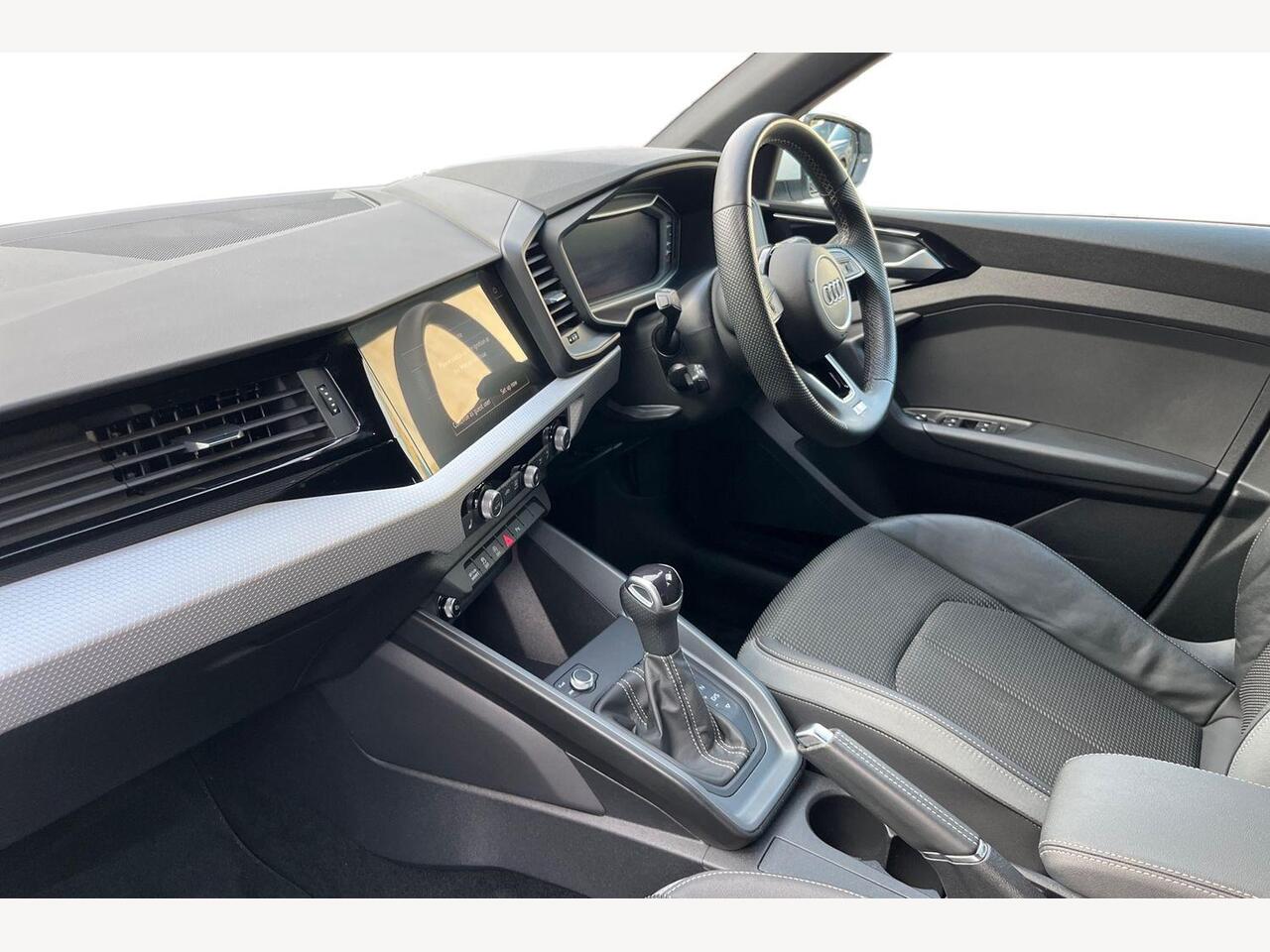 Used Audi A1 2023 for sale - 77770917: Photo 2