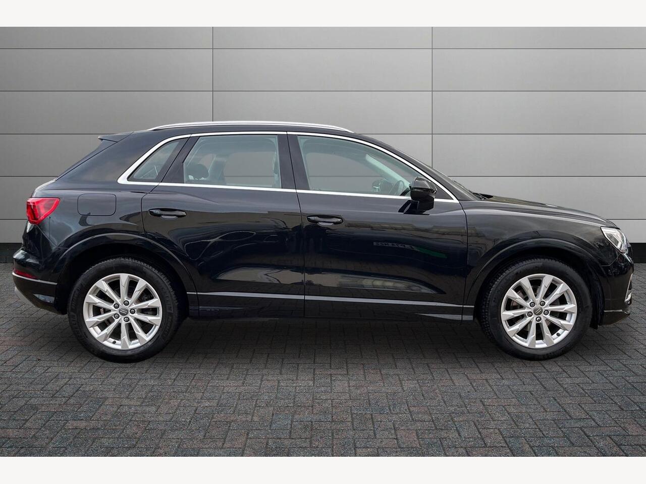 Used Audi Q3 2019 for sale - 77205302: Photo 5