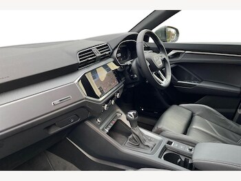 Used Audi Q3 2023 for sale - 76703832: Photo