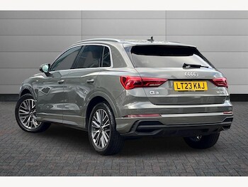 Used Audi Q3 2023 for sale - 76703832: Photo