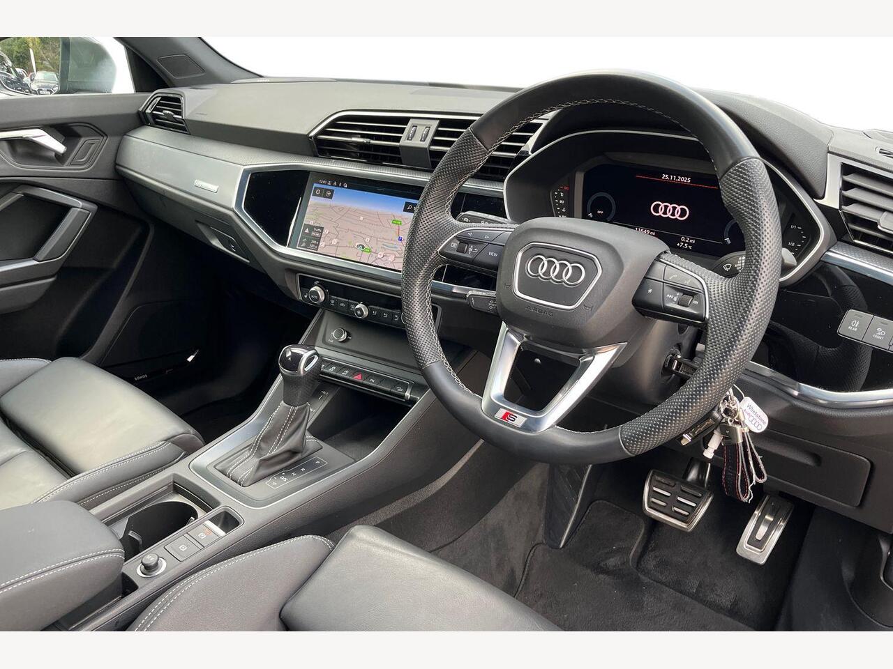 Used Audi Q3 2023 for sale - 76703832: Photo 6