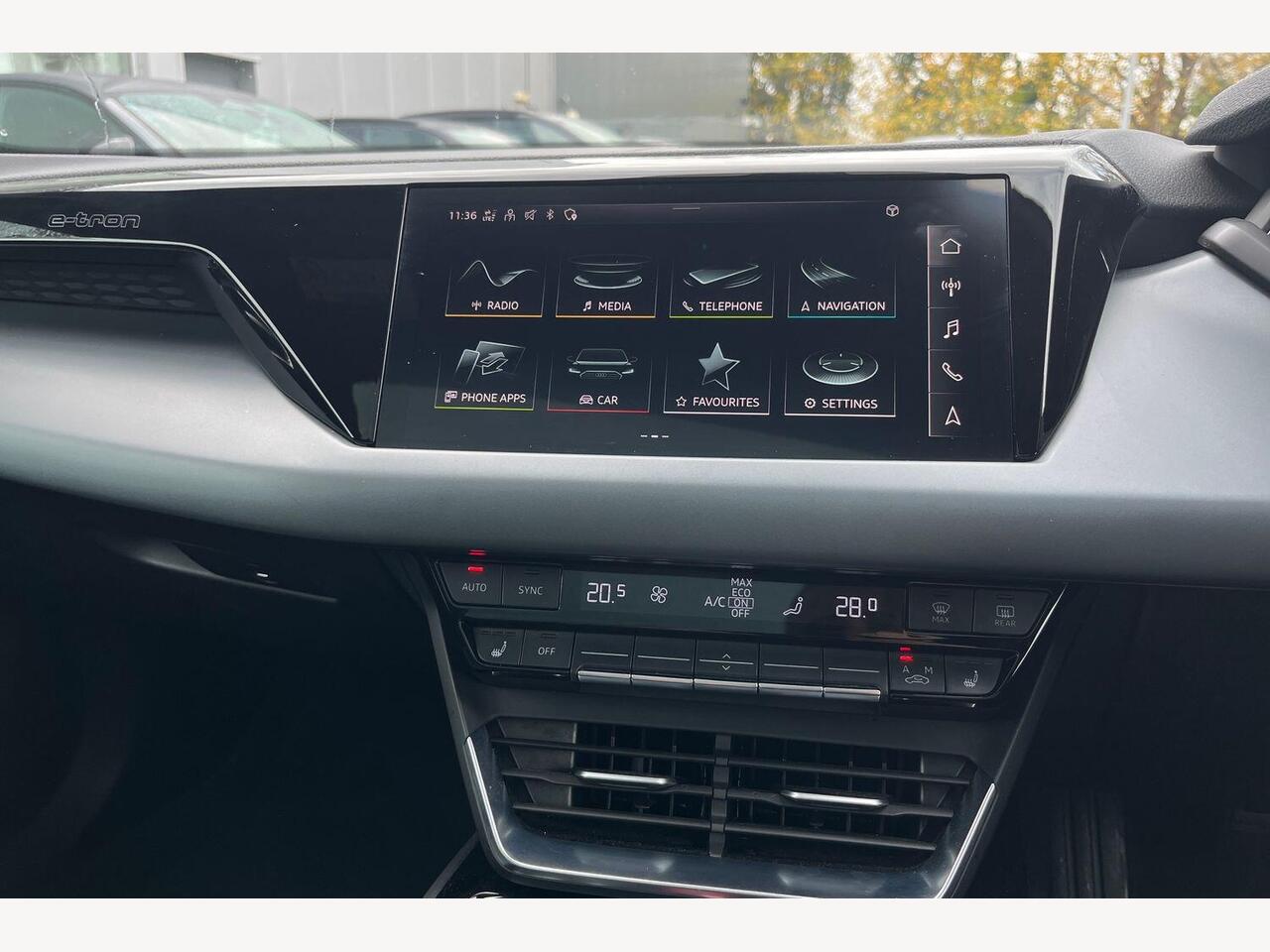 Used Audi e-tron GT 2022 for sale - 76675312: Photo 18