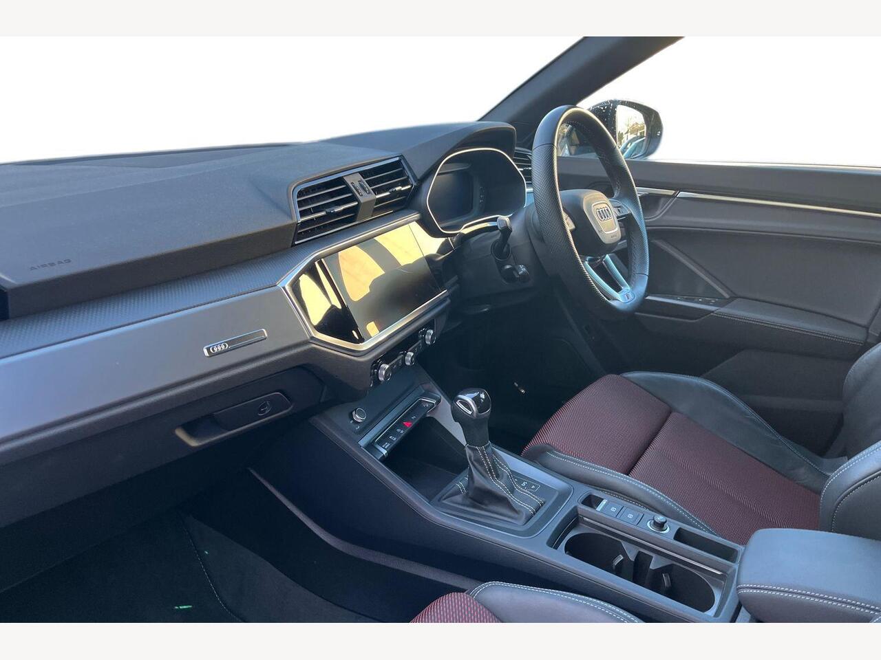 Used Audi Q3 2023 for sale - 76675771: Photo 2