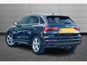 Used Audi Q3 2023 for sale - 76675771: Photo