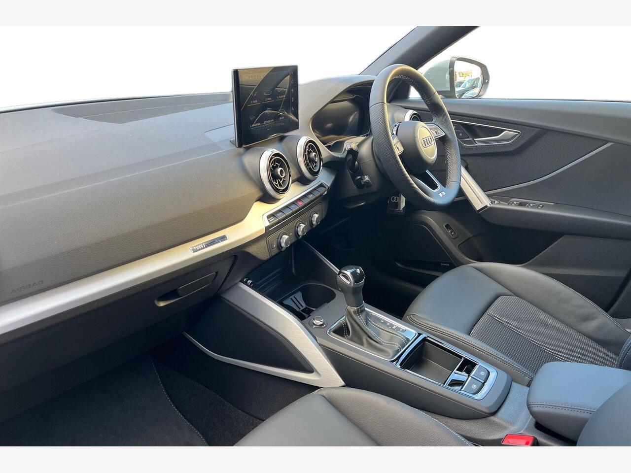 Used Audi Q2 2025 for sale - 77256293: Photo 2