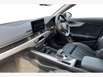 Used Audi A4 2022 for sale - 76674004: Photo