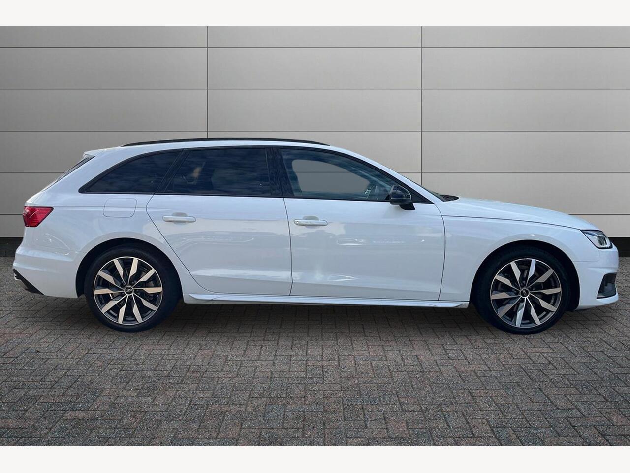 Used Audi A4 2022 for sale - 76674004: Photo 4