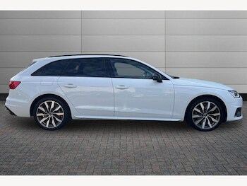 Used Audi A4 2022 for sale - 76674004: Photo