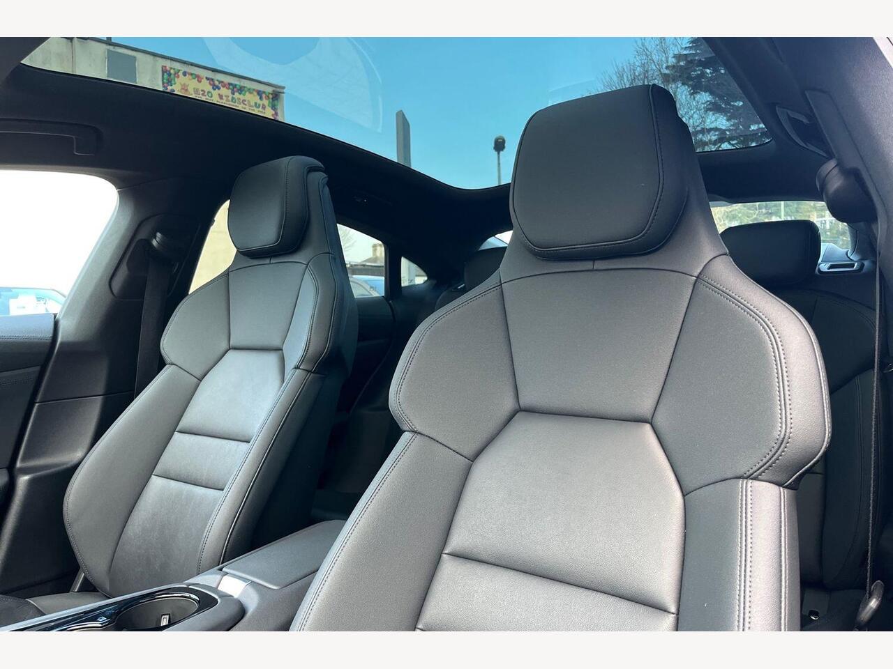 Used Audi e-tron GT 2023 for sale - 77809843: Photo 15