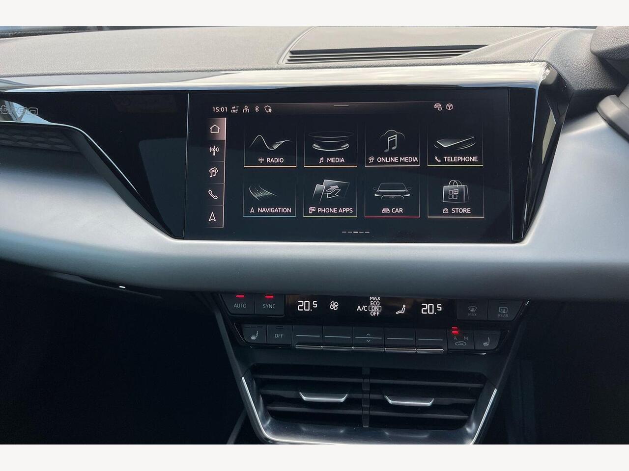 Used Audi e-tron GT 2023 for sale - 77809843: Photo 18