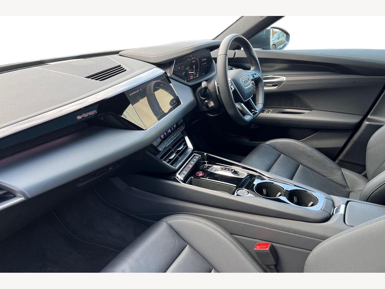 Used Audi e-tron GT 2023 for sale - 77809843: Photo 2