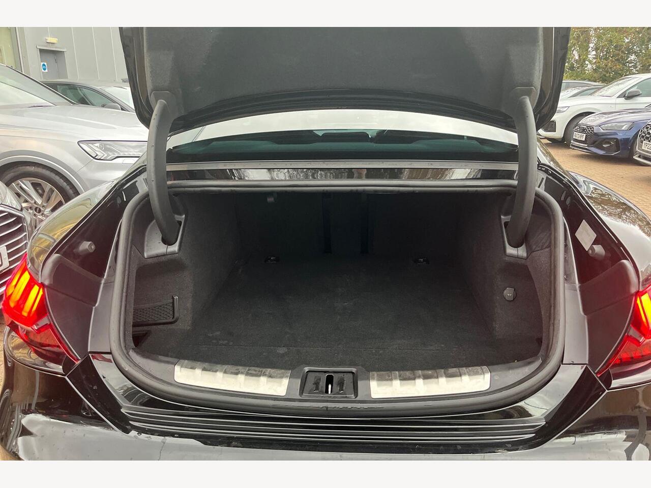 Used Audi e-tron GT 2022 for sale - 76674767: Photo 12