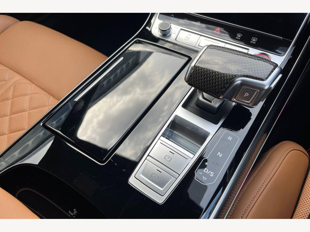 Used Audi A8 2024 for sale - 76677611: Photo 16